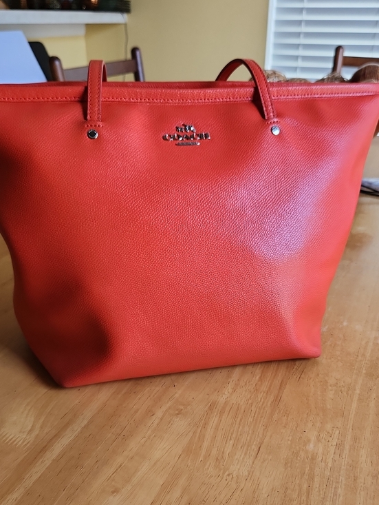 Coach Handbags - Coach Tote